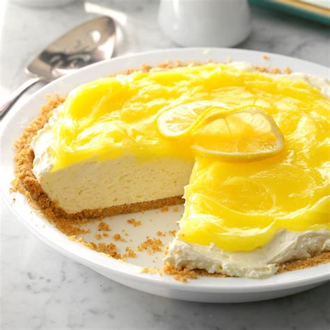 Lemon Drop Pie: A Taste of Summertime Bliss